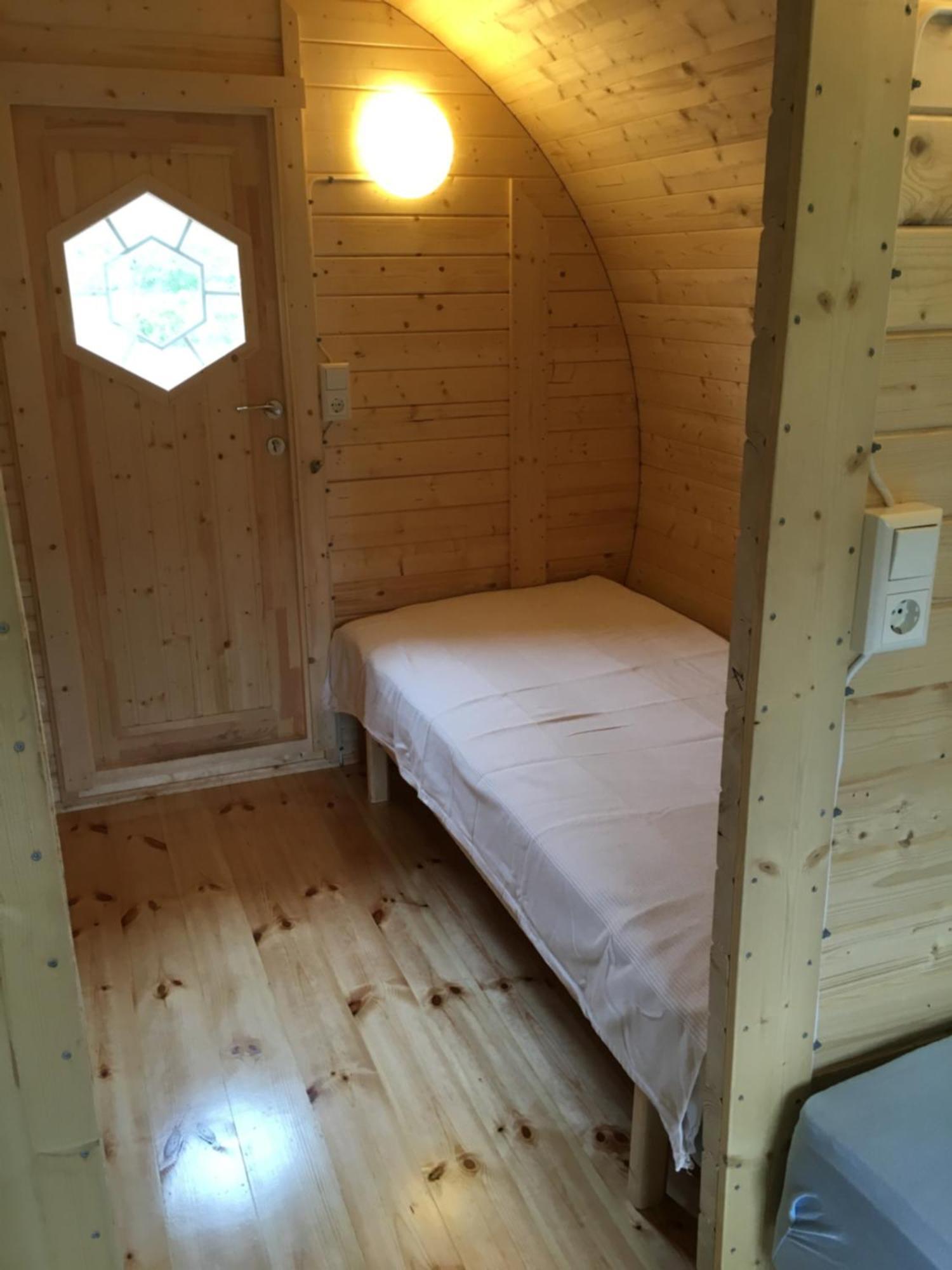 Framtid Camping Lodging Barrels Djúpivogur Екстериор снимка